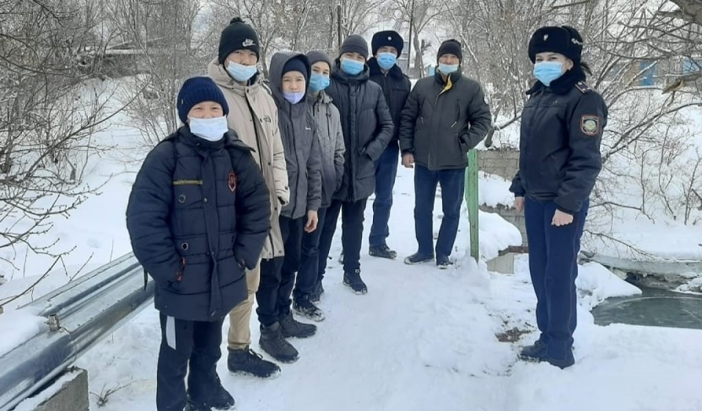 САРҚАН ПОЛИЦИЯСЫ ЖАСТАРДЫ КӨКТЕМГІ ҚАУІП-ҚАТЕРДЕН САҚТАНДЫРДЫ