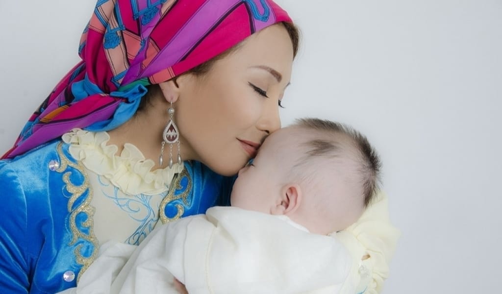 БАРЛЫҚ ӘЙЕЛ БАЛА СҮЮГЕ ҚҰҚЫЛЫ НЕМЕСЕ БЕДЕУЛІКТІ АЙНАЛЫП ӨТЕР ЖОЛ