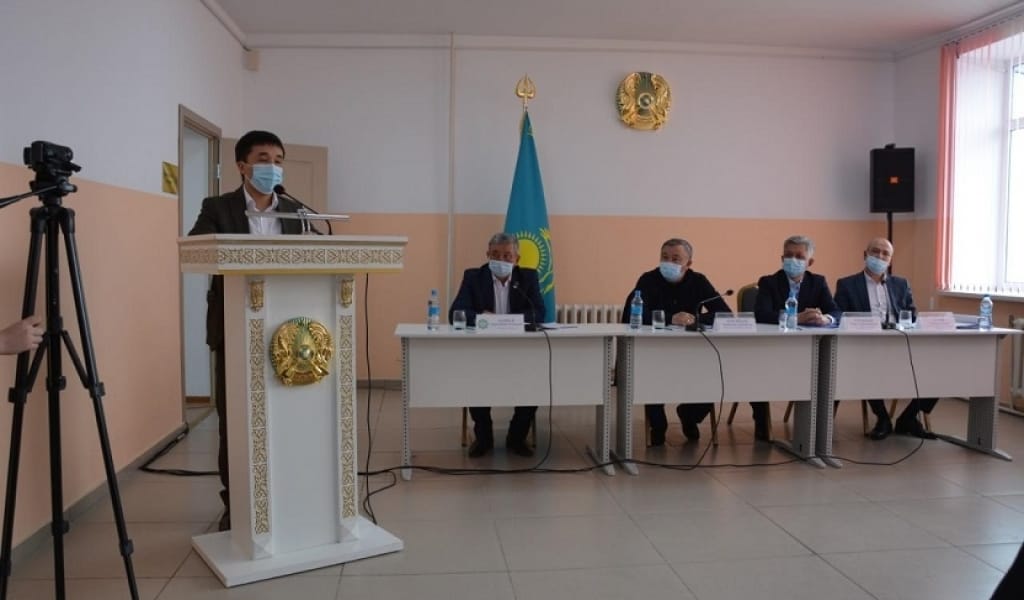 ӘКІМГЕ ҚАТЫСТЫ ДАУ: КЕГЕНДЕГІ КҮЙІП-ПІСКЕН МӘСЕЛЕНІ КОМИССИЯ ТЕКСЕРДІ