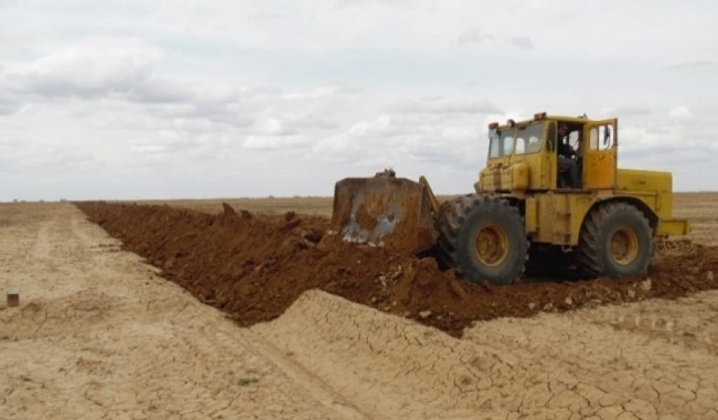 КҮРДЕЛІ ЖАҒДАЙҒА ҚАРАМАСТАН АҚСУЛЫҚ ШАРУАЛАР ЕГІСТІК БАСЫНДА ЖҮР