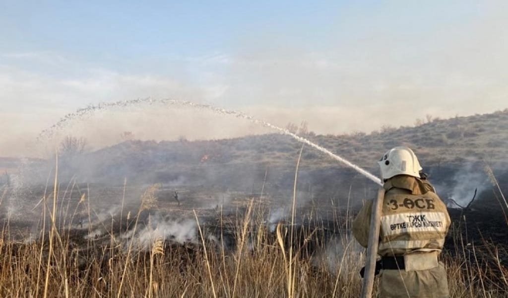 БАЛҚАШ АУДАНЫНДА КӨПШІЛІКТІ АЛАҢДАТҚАН ӨРТ ОШАҚТАРЫ ЖОЙЫЛДЫ