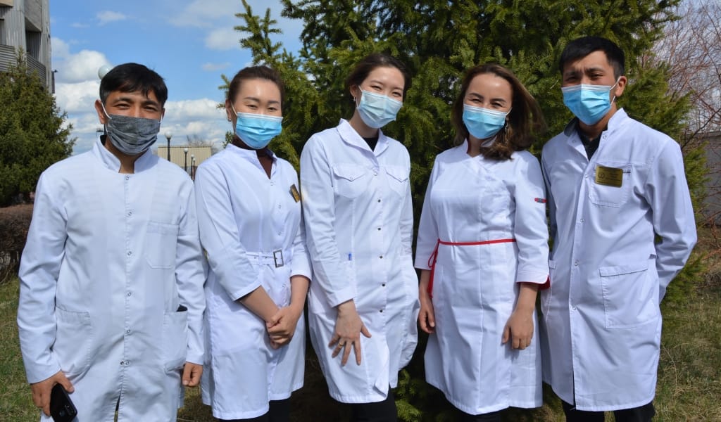 ЖІГЕРЛІ ЖАС МАМАНДАР