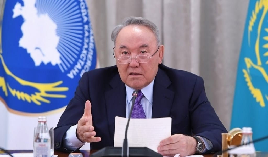 НҰРСҰЛТАН НАЗАРБАЕВ АССАМБЛЕЯНЫҢ КЕЗЕКТІ СЕССИЯСЫН ӨТКІЗДІ