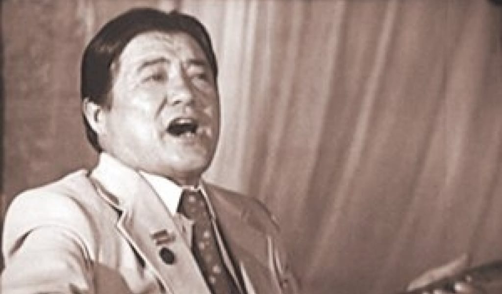 МҰХТАР ӘУЕЗОВ ЖОҒАРЫ БАҒАЛАП КЕТКЕН ЖЕТІСУДЫҢ ЖЕЗТАҢДАЙЫ