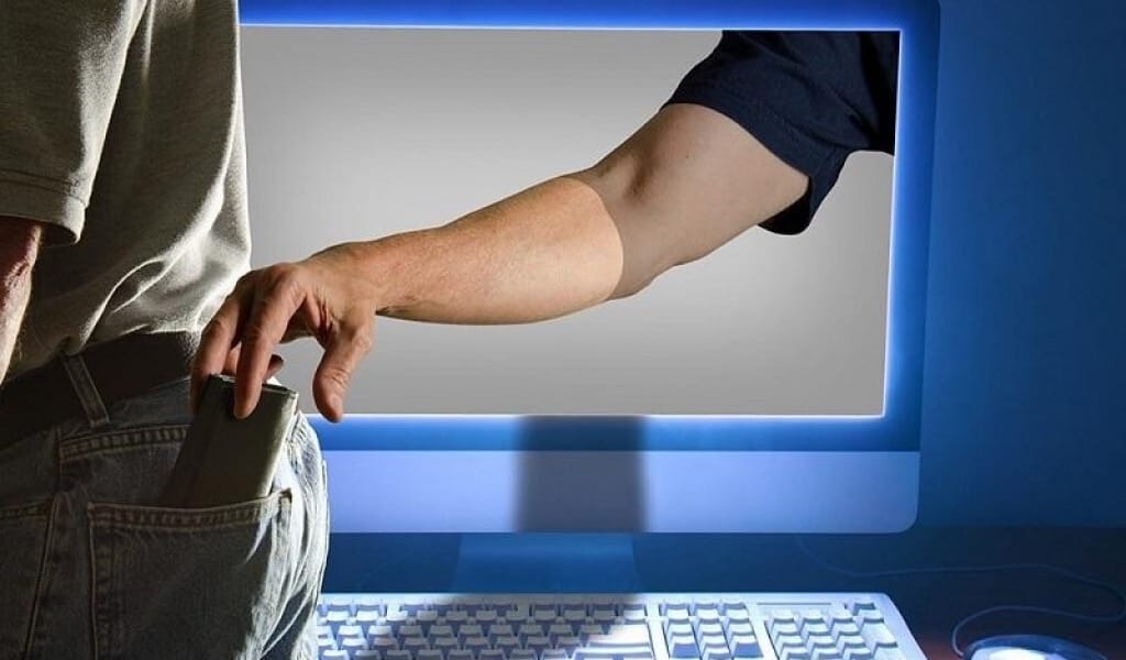 ИНТЕРНЕТТЕГІ АЛАЯҚТАР БІЗ АҢҒАРМАЙТЫН ТӨРТ БАҒЫТТА ЖҰМЫС ІСТЕЙДІ