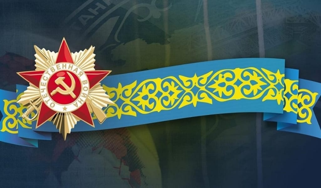 АЛМАТЫ ОБЛЫСЫНЫҢ ӘКІМІ ЖЕТІСУЛЫҚТАРДЫ ҚОС МЕРЕКЕМЕН ҚҰТТЫҚТАДЫ