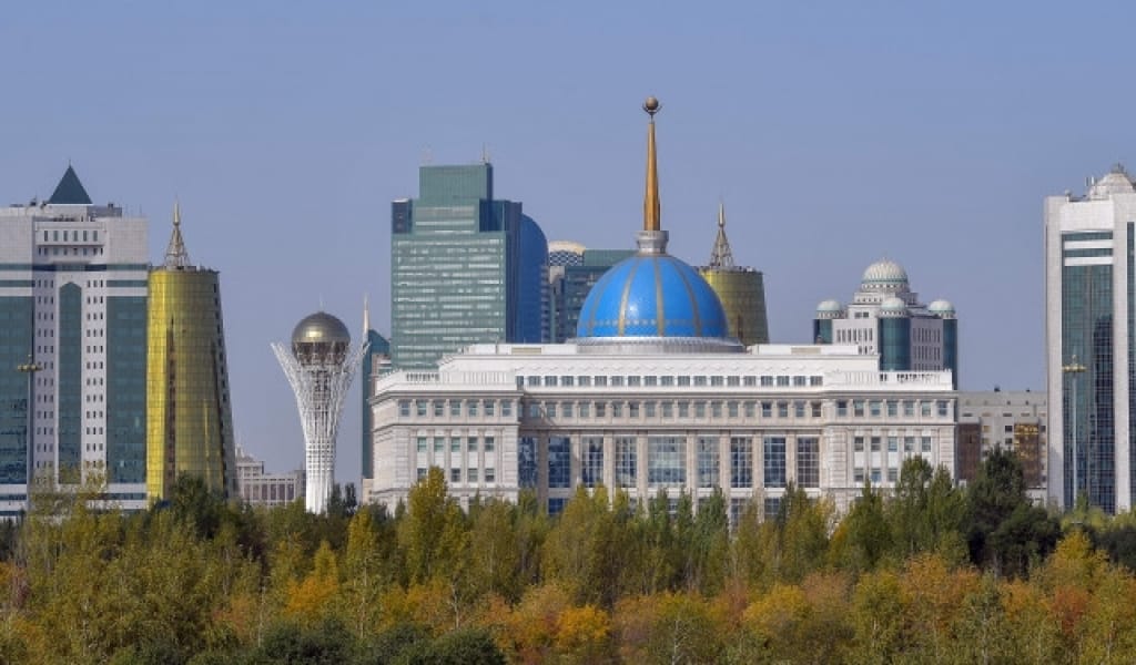 ЖЕҢІС КҮНІНЕ ОРАЙ ЕШҚАНДАЙ ШАРА ӨТПЕЙДІ: ЕЛІМІЗДЕ ЭПИДАХУАЛ КҮРДЕЛІ