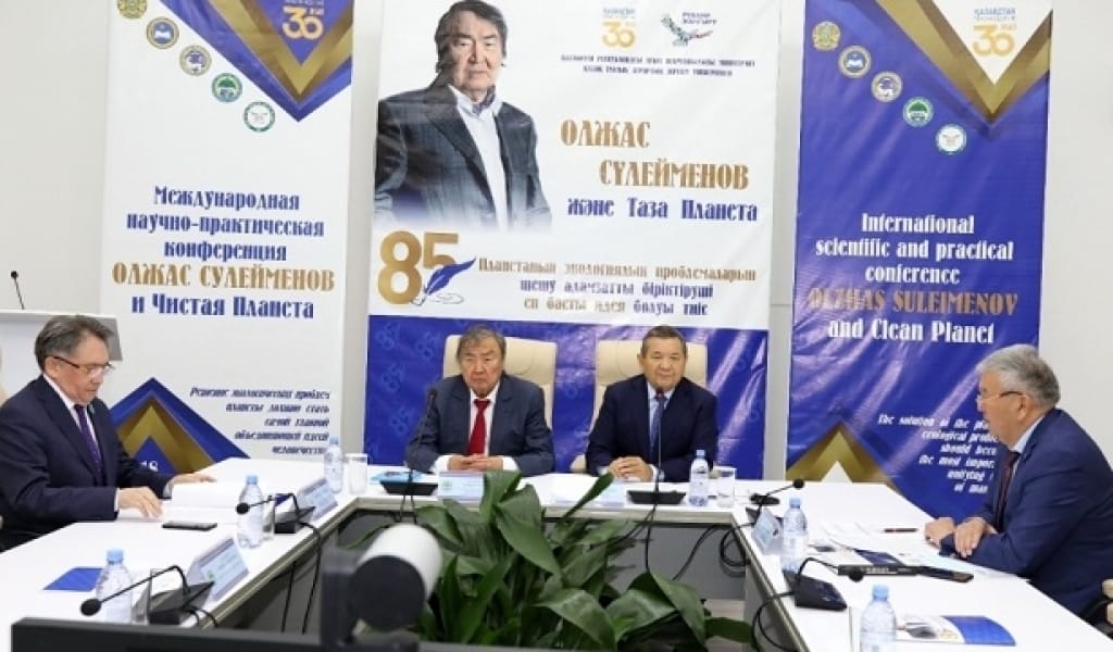 АЛМАТЫ ОБЛЫСЫНЫҢ ӘКІМІ АҚЫН ОЛЖАС СҮЛЕЙМЕНОВТІ ҚҰТТЫҚТАДЫ