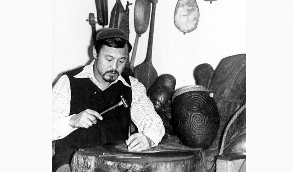 ҚАЗАҚТЫҢ ХАС ШЕБЕРІ ДӘРКЕМБАЙ ШОҚПАРҰЛЫ 75 ЖАСҚА ТОЛАР ЕДІ