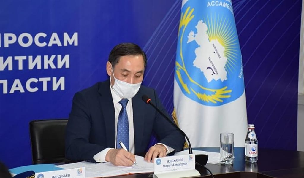 МАРАТ ӘЗІЛХАНОВ: «АССАМБЛЕЯ МҮШЕЛІГІНЕ ЖАСТАРДЫ ТАРТУ ҚАЖЕТ»
