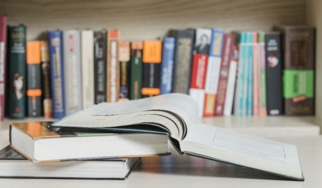 КӨП КІТАП ОҚИТЫН МЕМЛЕКЕТТІК ҚЫЗМЕТКЕРЛЕРГЕ ЖҮЛДЕ ТАБЫСТАЛДЫ