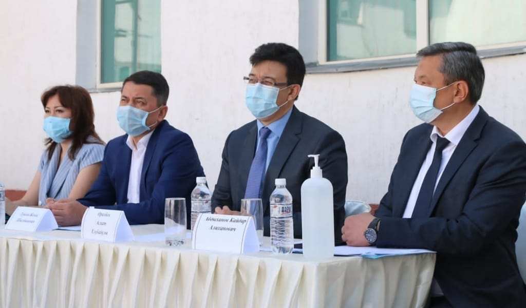 ТАҒЫ ДА ИНТЕРНЕТ ІЗДЕП, ДАЛА КЕЗІП КЕТПЕЙМІЗ БЕ? ВИЦЕ-МИНИСТР НЕ ДЕДІ?