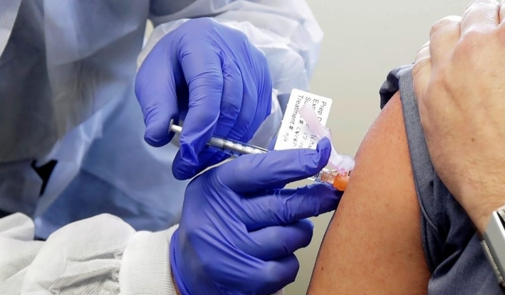 ҚАТЕРЛІ ДЕРТКЕ ТОСҚАУЫЛ ҚОЮДЫҢ ЖАЛҒЫЗ ЖОЛЫ БАР, ОЛ - ВАКЦИНА