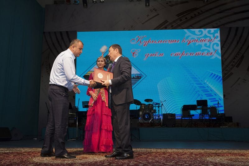 Құрыш білектілерге құрмет