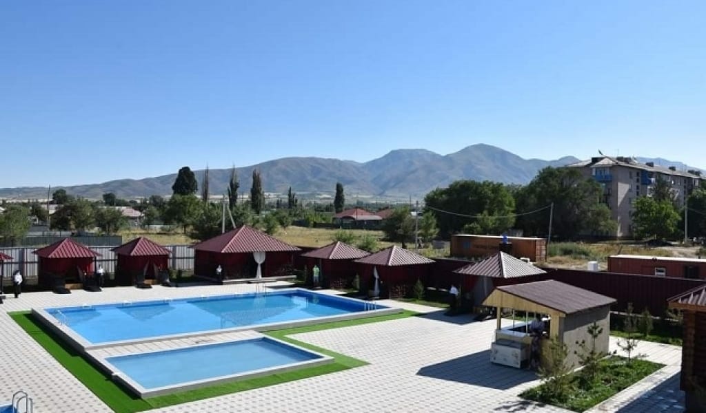 ТЕКЕЛІНІҢ АТҚАМІНЕРЛЕРІ ТАҒЫ БІР ТУРИСТІК КЕШЕННІҢ ТҰСАУЫН КЕСТІ