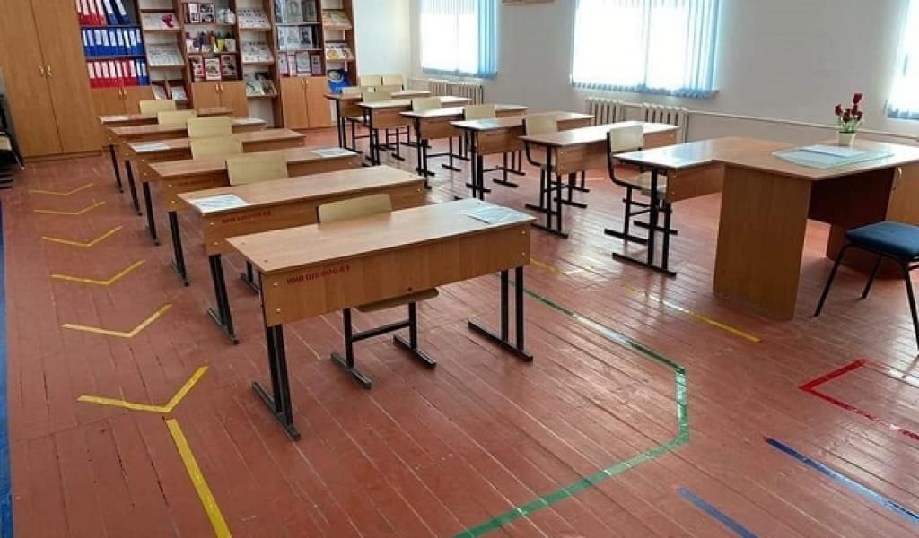 ОҚУШЫЛАР "БІР СЫНЫП - БІР КАБИНЕТ" ЖҮЙЕСІ БОЙЫНША БІЛІМ АЛАДЫ