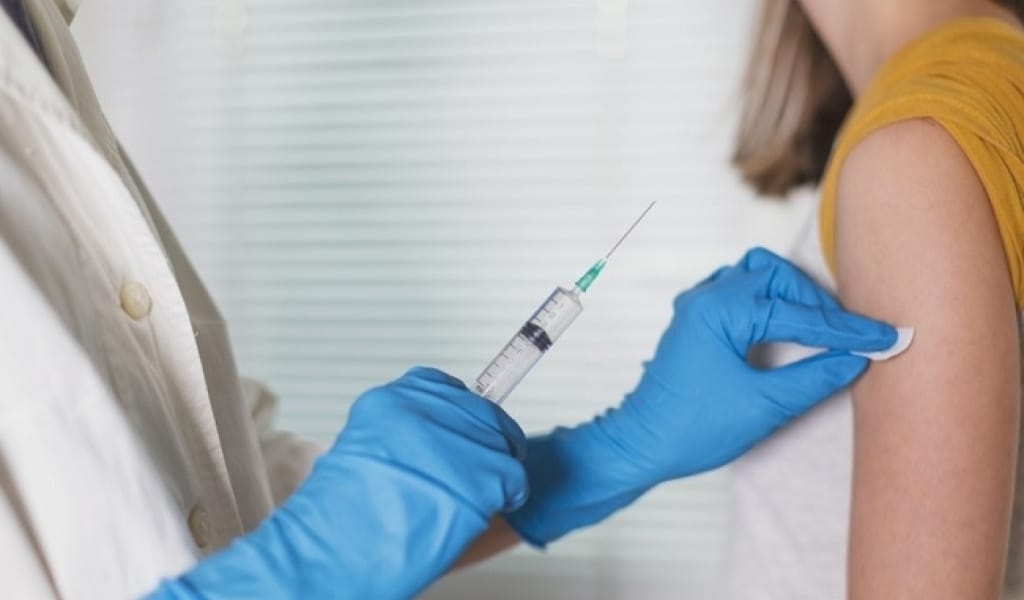 ЕСКЕЛДІ АУДАНЫНДА ТАҒЫ БІР АУЫЛ ІНДЕТКЕ ҚАРСЫ 100 ПАЙЫЗ ЕГІЛДІ