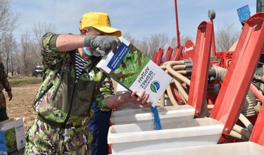 ШЕҢГЕЛДІДЕ ШАРУАЛАР ҚАМБА ТОЛТЫРУДЫҢ ҚАУЫРТ ЖҰМЫСЫНА КІРІСТІ