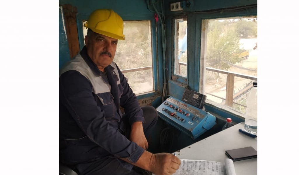 ЖҰМЫСТА КІДІРІС ЖОҚ