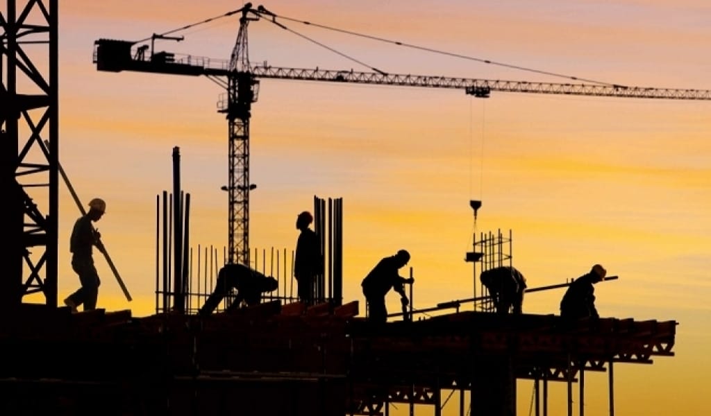 МӘСЛИХАТ ДЕПУТАТТАРЫ ҚҰРЫЛЫСЫ БІТПЕГЕН МЕКТЕПТЕРДІ АРАЛАДЫ