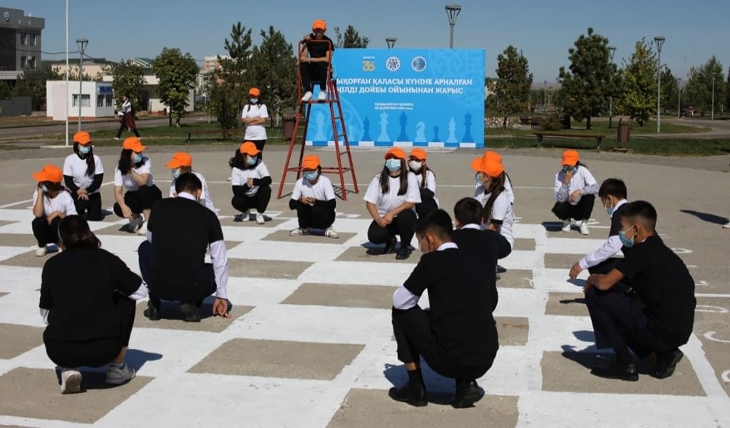 ТАЛДЫҚОРҒАНДА ДОЙБЫ ОЙНАУДЫҢ АДАМ ТАҢҚАЛАРЛЫҚ ҮЛГІСІ КӨРСЕТІЛДІ