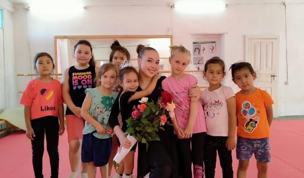 БӘРЕКЕЛДІ! САРҚАНДА 21 ЖАСТАҒЫ БИШІ ҚЫЗ БІРІНШІ БОЛЫП СТУДИЯ АШТЫ