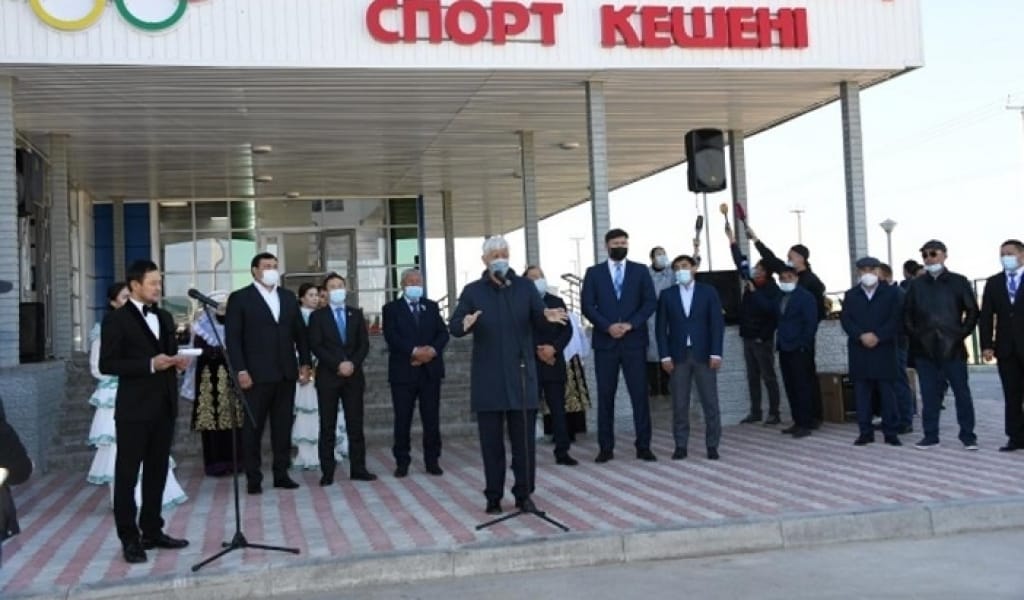 АМАНДЫҚ БАТАЛОВ БАҚАНАСҚА БАРЫП, СПОРТ КЕШЕНІНІҢ АШЫЛУЫНА ҚАТЫСТЫ