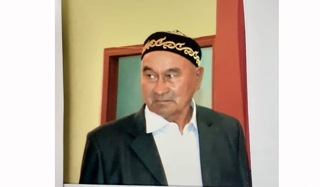 ЖҰЛДЫЗЫ ЖАНҒАН ЖАН ЕДІ: ӘШІРБЕК ТОЛЫҚБАЙҰЛЫ ЖАЙЛЫ БІР ҮЗІК СЫР