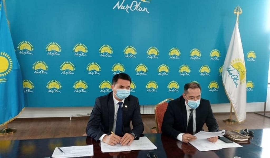 "NUR OTAN" ПАРТИЯСЫНДА МЕДИЦИНАДАҒЫ МАҢЫЗДЫ МӘСЕЛЕЛЕР ҚАРАЛДЫ