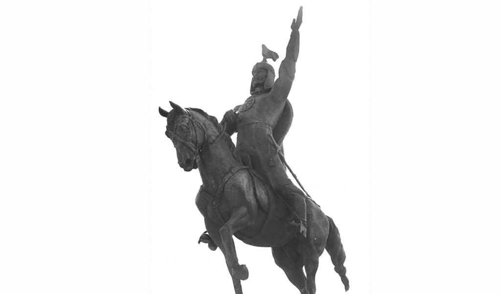 АЛДИЯР БАТЫР (ТАРИХИ ДАСТАННАН ҮЗІНДІ)