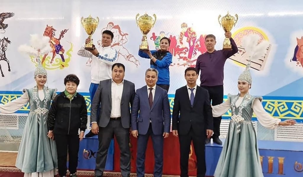 ТӨРТ ЖЫЛДА БІР ӨТЕТІН АУЫЛ ОЛИМПИАДАСЫ: КҮМІС ҚҰТТЫ БОЛСЫН!