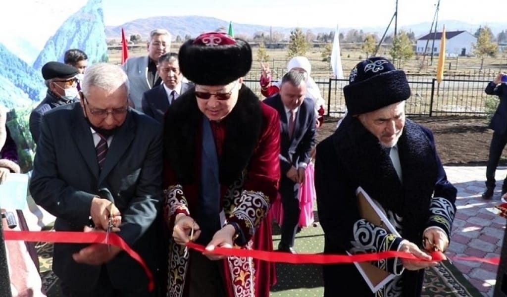 ЛЕПСІДЕ БАУЫРЖАН ОСПАНОВТЫҢ ДЕМЕУШІЛІГІМЕН ЖАҢА МУЗЕЙ САЛЫНДЫ