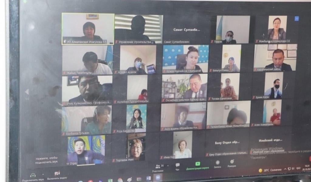 ПАРТИЯ ЖАНЫНДАҒЫ ҚОҒАМДЫҚ КЕҢЕС БІЛІМГЕ ҚАТЫСТЫ БІРНЕШЕ МӘСЕЛЕНІ ҚАРАДЫ