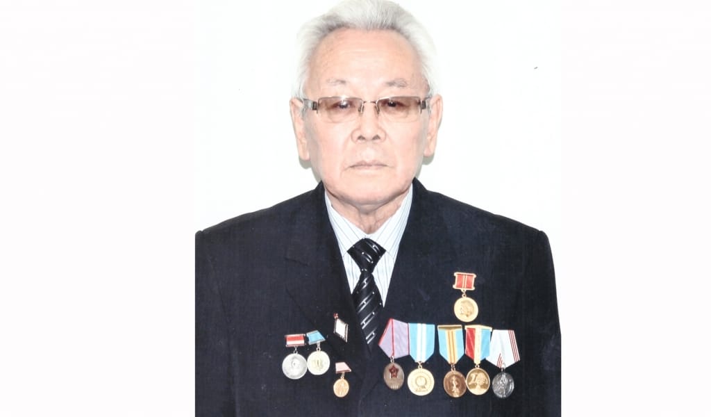 ҒИБРАТТЫ ҒҰМЫР КЕШТІ