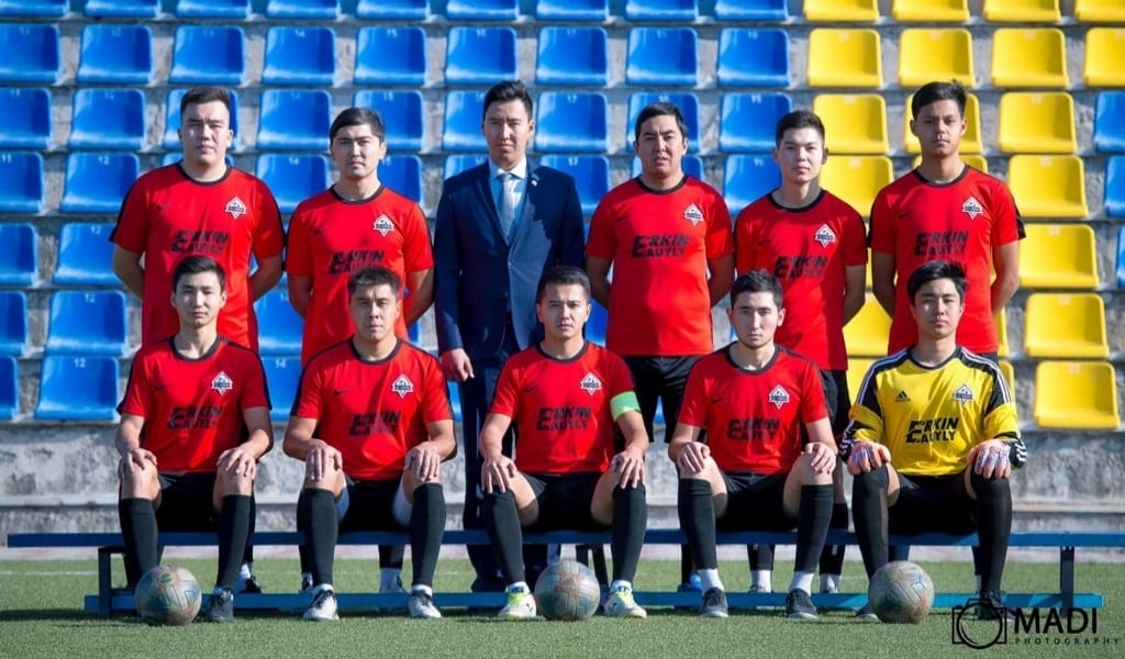 ЖАСТАРДАН ҚҰРАЛҒАН "ЕРКІН" КОМАНДАСЫ ЖЕҢІЛУДІҢ НЕ ЕКЕНІН БІЛМЕЙДІ