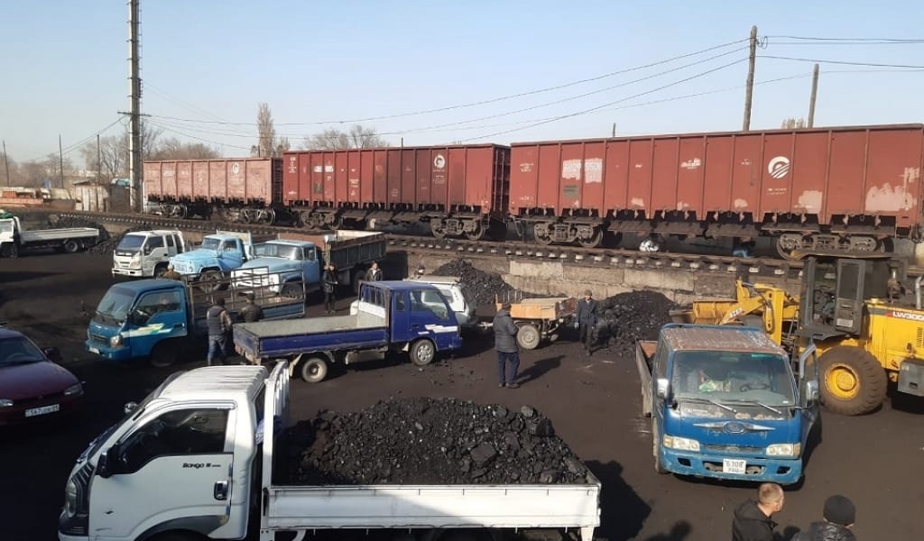 ҚЫС КЕП ҚАЛДЫ. СОЛ БАЯҒЫ КӨМІРДІҢ ЖЫРЫ. ТАЛДЫҚОРҒАННАН РЕПОРТАЖ