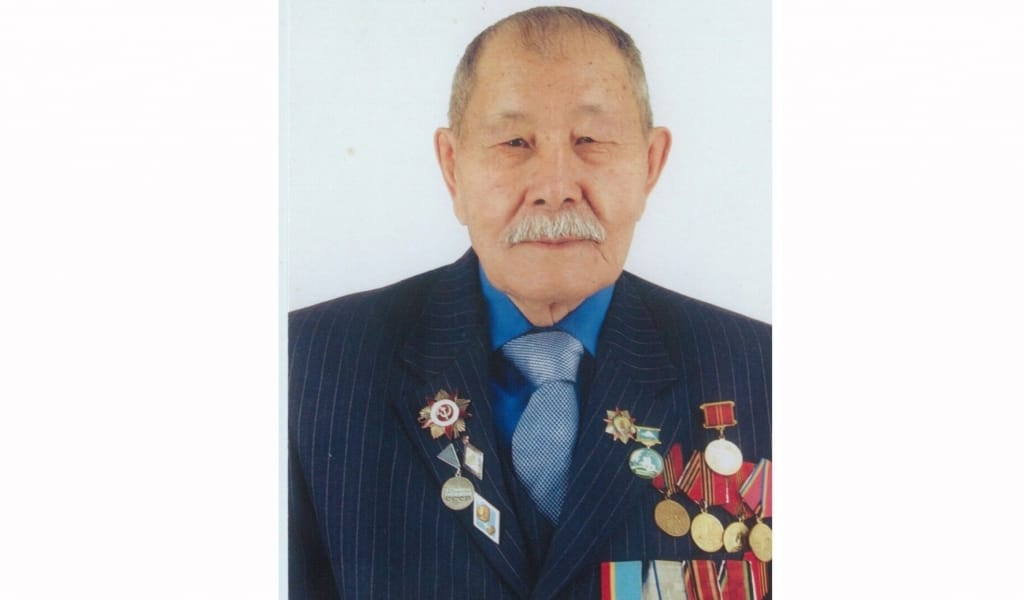 ҚҰРМЕТКЕ ЛАЙЫҚ ҚАРИЯ