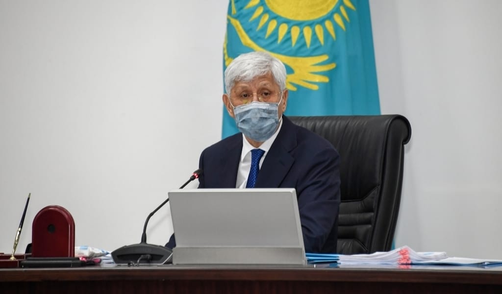 АМАНДЫҚ БАТАЛОВ КАБИНЕТТЕН ШЫҚПАЙТЫН САЛА БАСШЫЛАРЫН СЫНАДЫ