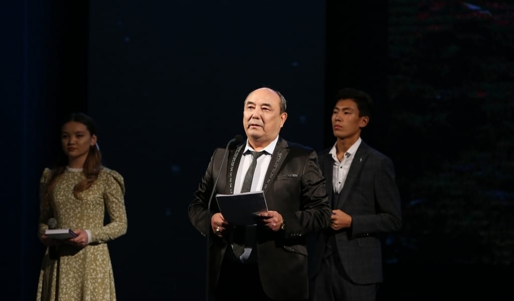 ТАЛДЫҚОРҒАНДА КӨҢІЛДІҢ ҚОҢЫРАУЫ СОҒЫЛДЫ. ҚУАТ АҚЫННЫҢ КЕШІ