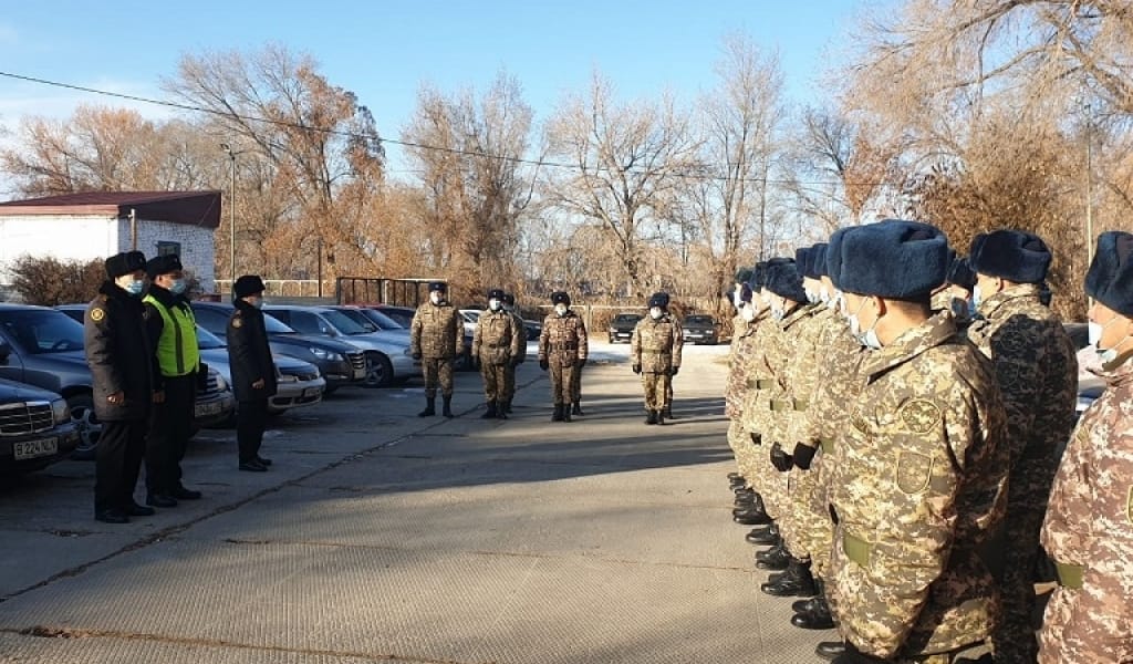 ӘСКЕРИ КӨЛІКТЕР ҚЫСҚА ДАЙЫН БА? ТАЛДЫҚОРҒАНДАҒЫ ҚАУІПСІЗДІК АЙЛЫҒЫ