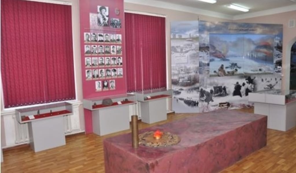 ӘСКЕРИ ҚЫЗМЕТШІЛЕРДІҢ БАЛАЛАРЫ ЖАРКЕНТТЕГІ ДАҢҚ МУЗЕЙІН АРАЛАДЫ
