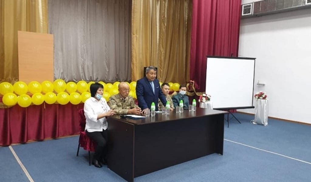 ӘСКЕРИ САЛАНЫҢ МЫҚТЫЛАРЫ ОҚУШЫЛАРДЫ ОТАНСҮЙГІШТІККЕ ШАҚЫРДЫ