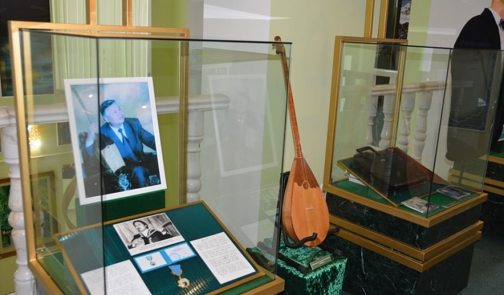 СЕМЕЙ - ҚАРАСАЗ АРАСЫ: МҰҚАҒАЛИ МУЗЕЙІНЕ ТАҒЫ БІР ҚҰНДЫ ЖӘДІГЕР ҚОЙЫЛДЫ