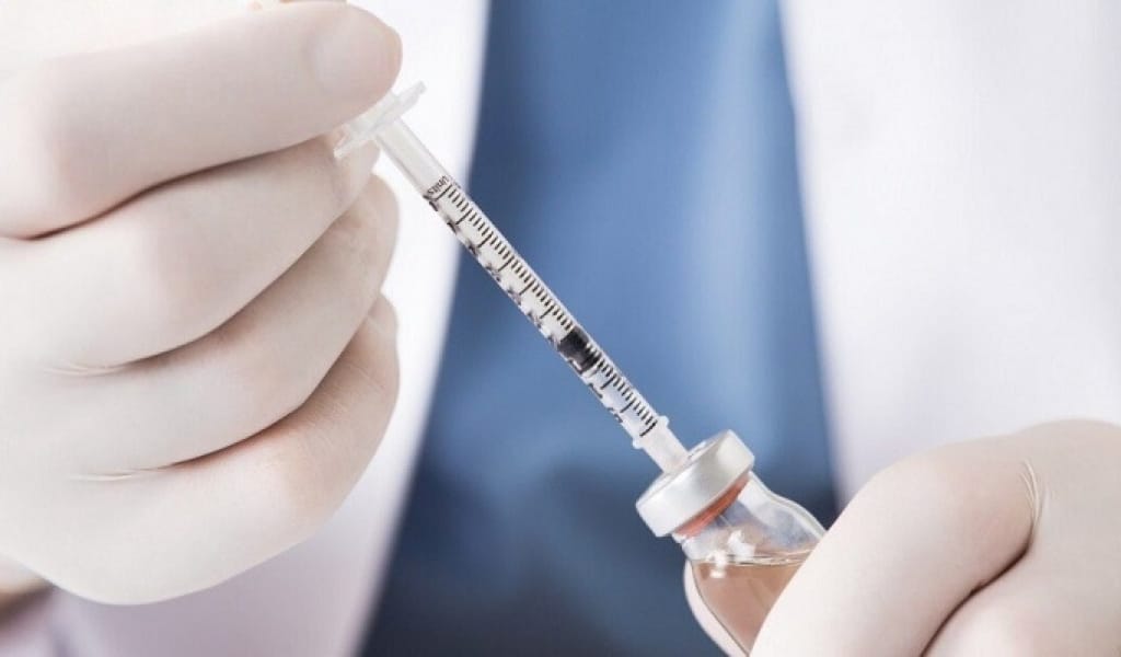 АЛМАТЫ ОБЛЫСЫНЫҢ ТҰРҒЫНДАРЫ ЕКПЕНІ ҚАЙТА САЛДЫРЫП ЖАТЫР