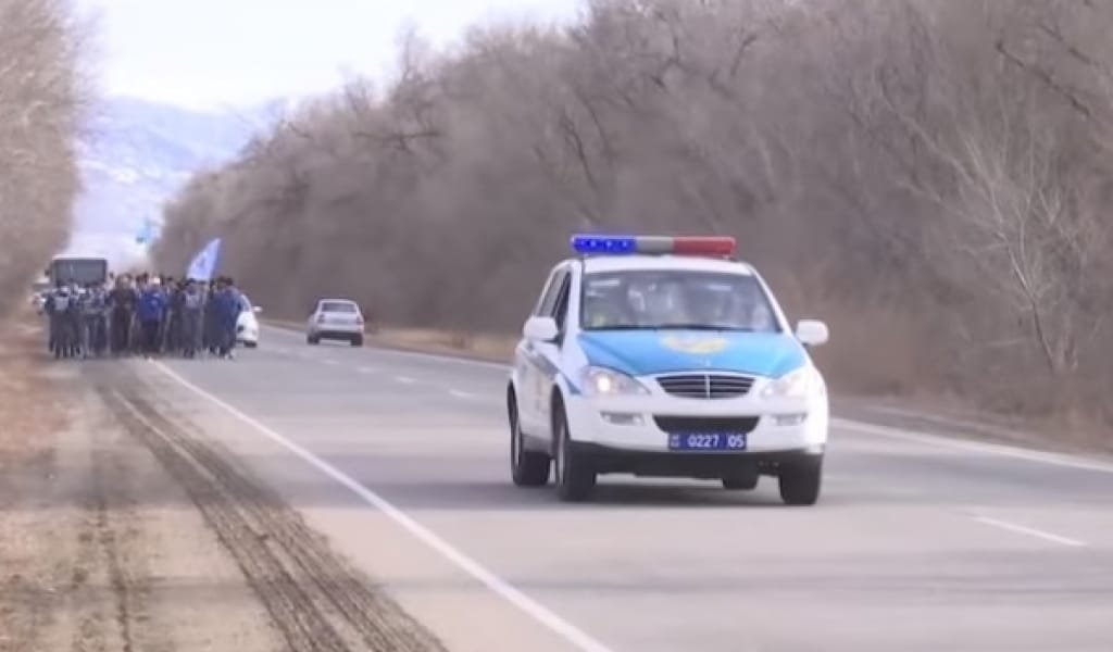 АЛМАТЫ ОБЛЫСЫНЫҢ ПОЛИЦЕЙЛЕРІ 30 ШАҚЫРЫМДЫҚ МАРАФОНҒА ҚАТЫСТЫ