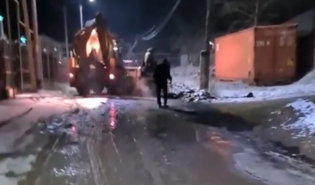 ҚАР МА, ЖАҢБЫР МА, БӘРІБІР! ҚАНАТ БОЗЫМБАЕВ ТАЛҒАРДАҒЫ МӘСЕЛЕГЕ НАЗАР АУДАРДЫ