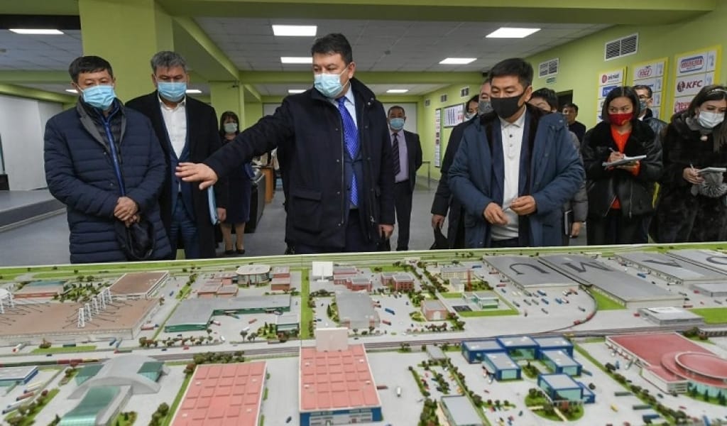 ҚАНАТ БОЗЫМБАЕВТЫҢ КЕЗЕКТІ ЖҰМЫС САПАРЫ ІЛЕ АУДАНЫНДА ЖАЛҒАСТЫ