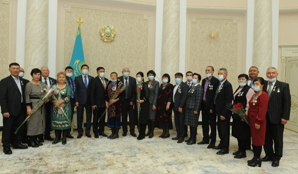 ОБЛЫС ӘКІМІНІҢ ОРЫНБАСАРЫ ЖЕТІСУЛЫҚ ЖЕЛТОҚСАНШЫЛАРДЫ ҚАБЫЛДАДЫ