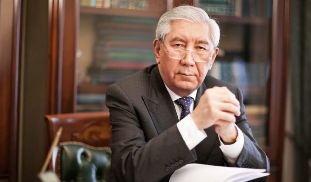 БІЗДІ БІРІКТІРГЕН БІР ҒАНА ИДЕЯ. МЫРЗАТАЙ ЖОЛДАСБЕКОВ ЕСТЕЛІГІМЕН БӨЛІСТІ