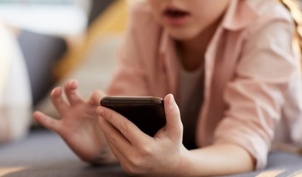 ТАЛДЫҚОРҒАНДА ҚАРШАДАЙ ҚЫЗДЫ ӨГЕЙ ӘКЕСІ ҮШ ЖЫЛ БОЙЫ АЗҒЫРҒАН